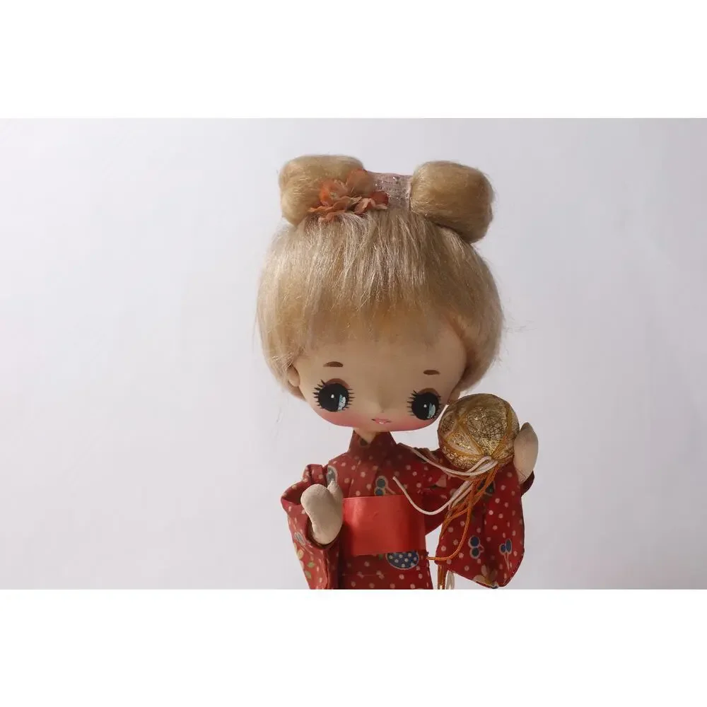 Vintage Japanese Pose Doll in Red Kimono 13